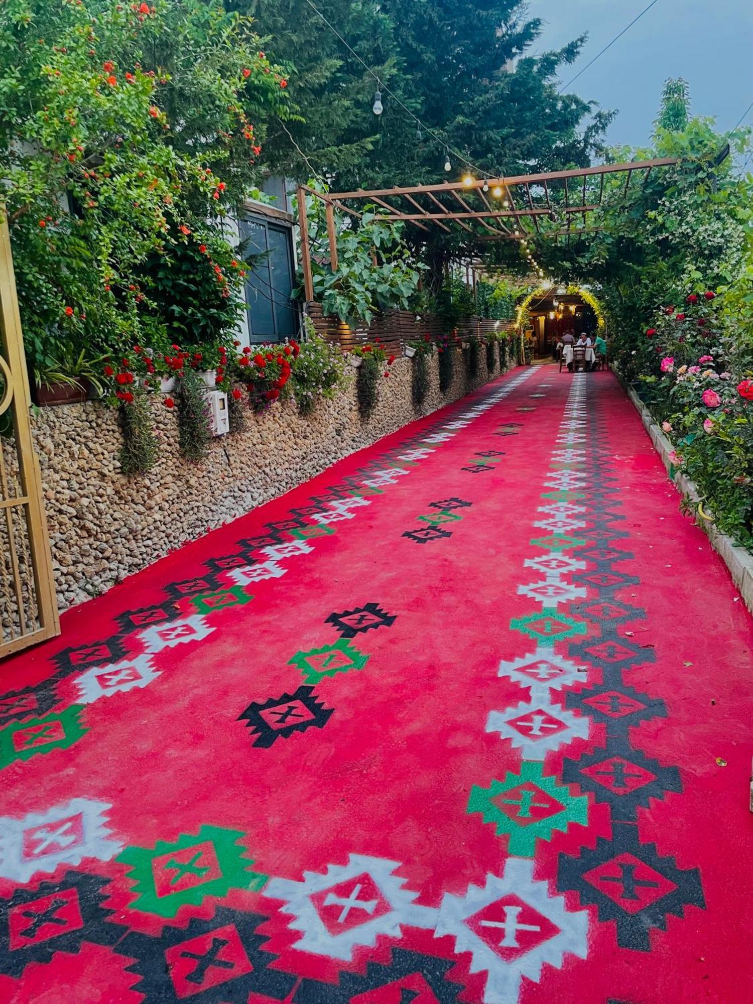 Te Bujtina Hotel- Cozy Stay With Traditional Breakfast Near Beach Golem (Tirana) Exterior foto