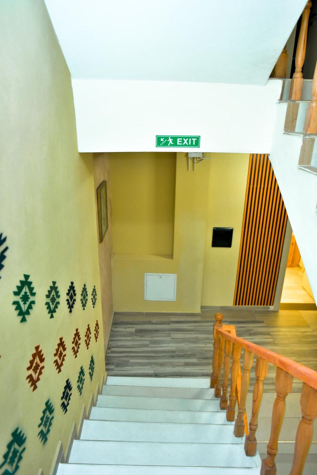 Te Bujtina Hotel- Cozy Stay With Traditional Breakfast Near Beach Golem (Tirana) Exterior foto