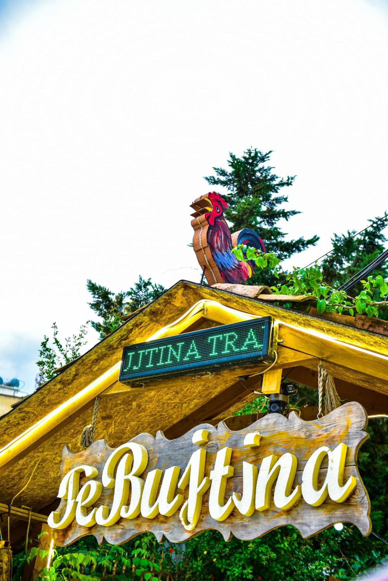 Te Bujtina Hotel- Cozy Stay With Traditional Breakfast Near Beach Golem (Tirana) Exterior foto